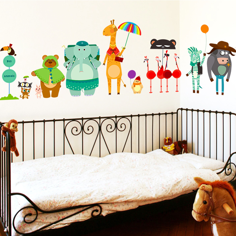 Cartoon Zoo Bus Station Wall S - Baby Zoo Nursery 评论和价格